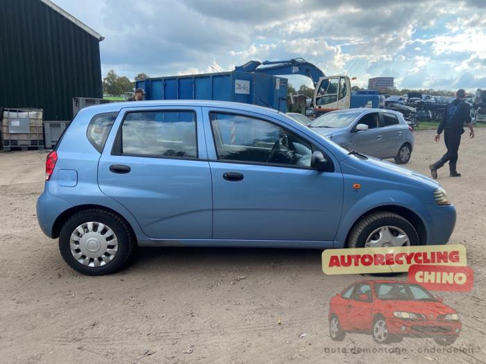Daewoo Kalos 1.4 Skrotfordon (2002, BLAUW)