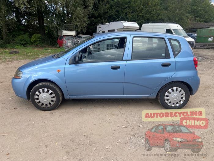 Daewoo Kalos 1.4 Skrotfordon (2002, BLAUW)