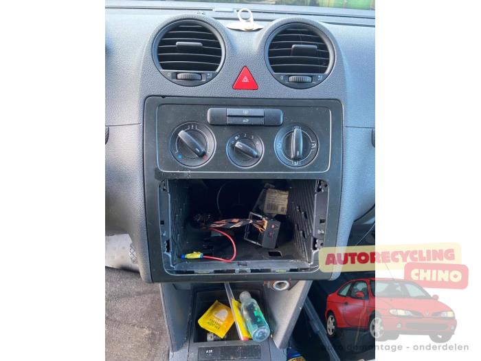 Volkswagen Caddy III 2.0 SDI Skrotfordon (2005, ZWART)
