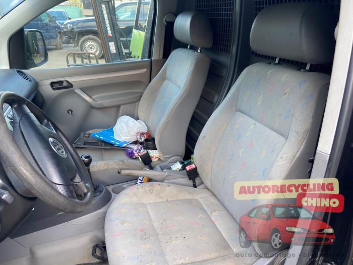 Volkswagen Caddy III 2.0 SDI Skrotfordon (2005, ZWART)