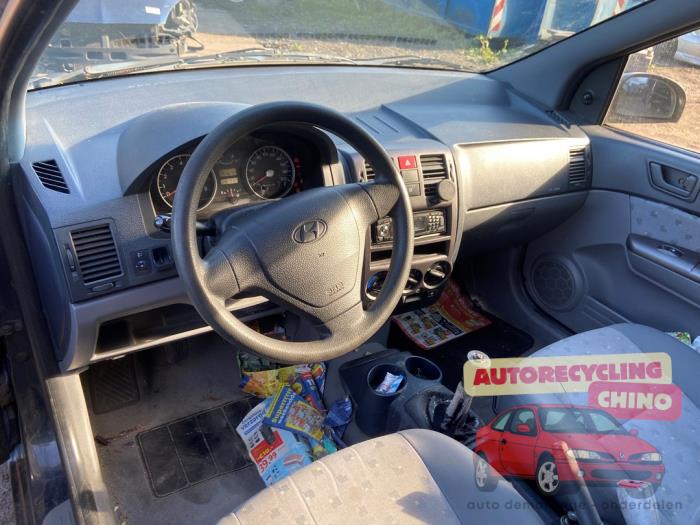 Hyundai Getz 1.1i 12V Skrotfordon (2003, BLAUW)