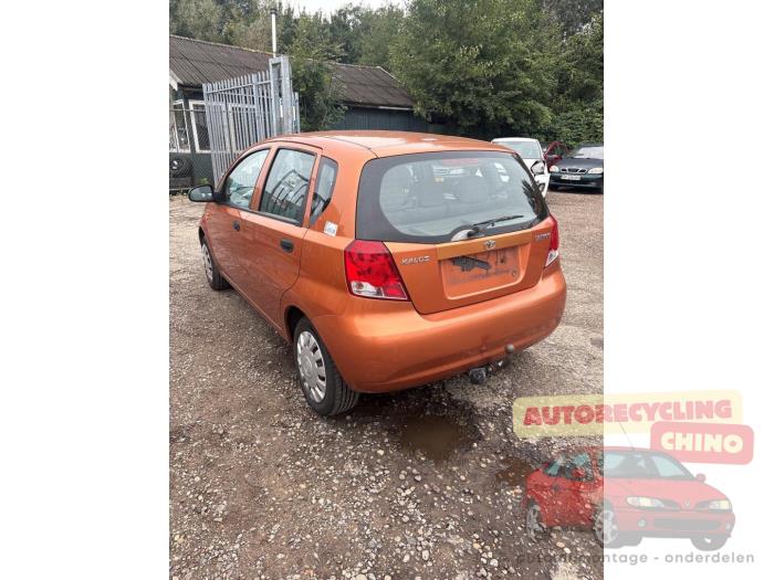 Daewoo Kalos 1.2 Salvage vehicle (2004, Orange)
