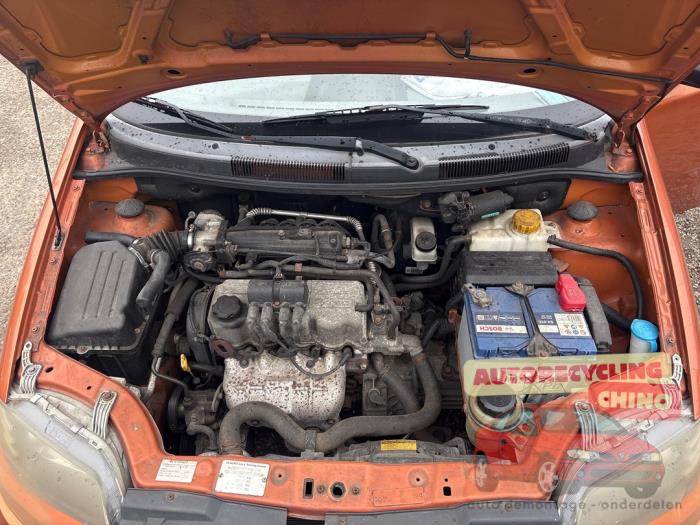 Daewoo Kalos 1.2 Salvage vehicle (2004, Orange)