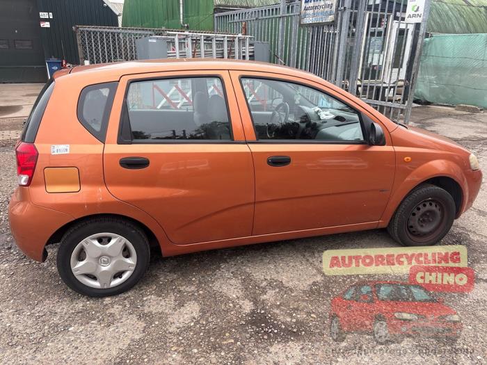 Daewoo Kalos 1.2 Salvage vehicle (2004, Orange)