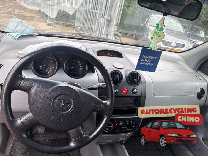 Daewoo Kalos 1.2 Salvage vehicle (2004, Orange)