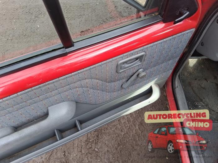 Opel Corsa A 1.4 i City,Swing,GL,Joy Kat. Skrotfordon (1993, ROOD)