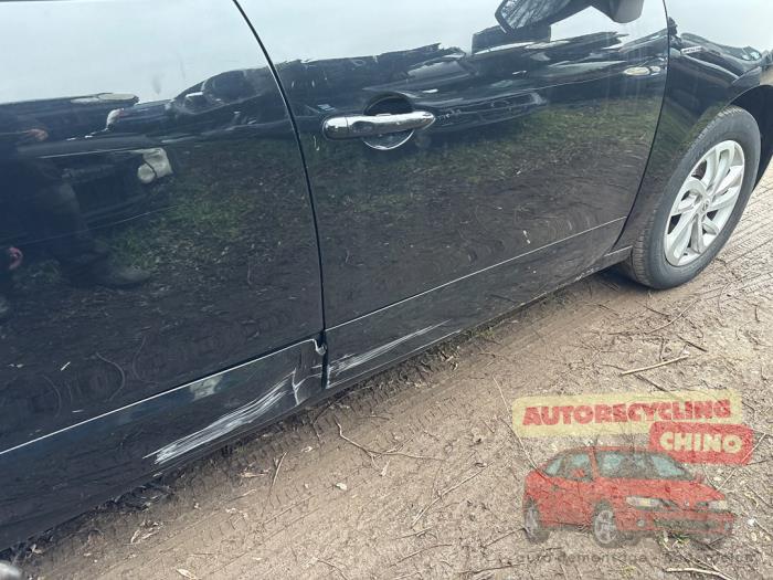 Renault Scénic III 1.2 16V TCe 115 Energy Épave (2015, Noir)