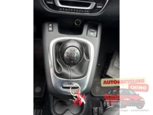 Renault Scénic III 1.2 16V TCe 115 Energy Épave (2015, Noir)