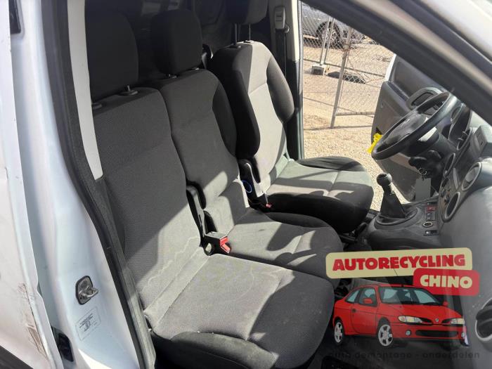 Citroen Berlingo 1.6 BlueHDI 75 Samochód złomowany (2018, Bialy)