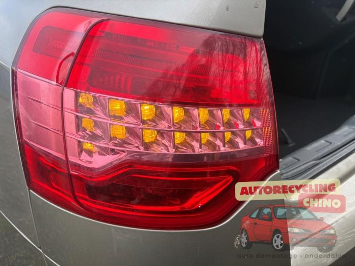 Citroen C5 III Berline 1.6 16V THP 155 Épave (2010, Beige)