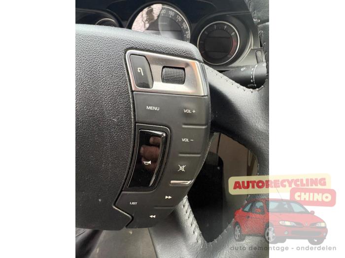 Citroen C5 III Berline 1.6 16V THP 155 Épave (2010, Beige)