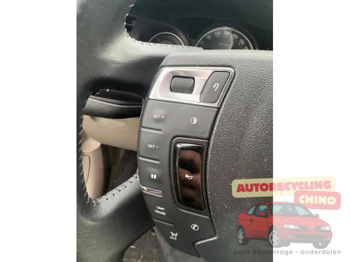 Citroen C5 III Berline 1.6 16V THP 155 Épave (2010, Beige)