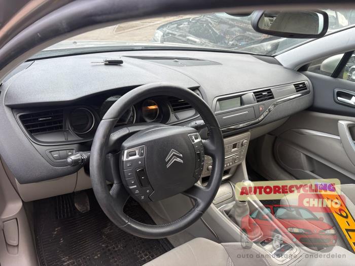 Citroen C5 III Berline 1.6 16V THP 155 Épave (2010, Beige)