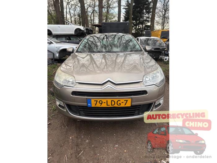 Citroen C5 III Berline 1.6 16V THP 155 Épave (2010, Beige)