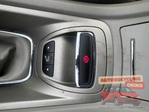 Citroen C5 III Berline 1.6 16V THP 155 Épave (2010, Beige)