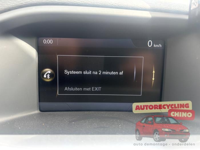 Volvo V60 I 2.4 D6 20V Plug-in Hybrid AWD Schrottauto (2013, Grau)