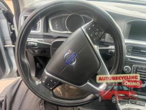 Volvo V60 I 2.4 D6 20V Plug-in Hybrid AWD Schrottauto (2013, Grau)