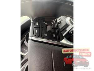 Volvo V60 I 2.4 D6 20V Plug-in Hybrid AWD Schrottauto (2013, Grau)