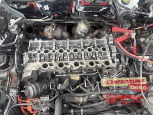 Volvo V60 I 2.4 D6 20V Plug-in Hybrid AWD Schrottauto (2013, Grau)