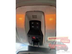 Volvo V60 I 2.4 D6 20V Plug-in Hybrid AWD Schrottauto (2013, Grau)