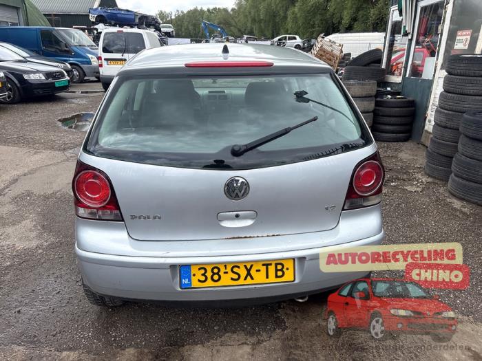 Volkswagen Polo IV 1.2 12V Épave (2006, Gris)