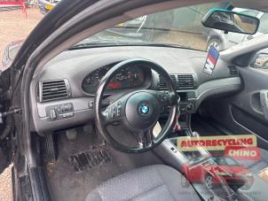 BMW 3 serie Compact 318ti 16V Samochód złomowany (2003, Czarny)