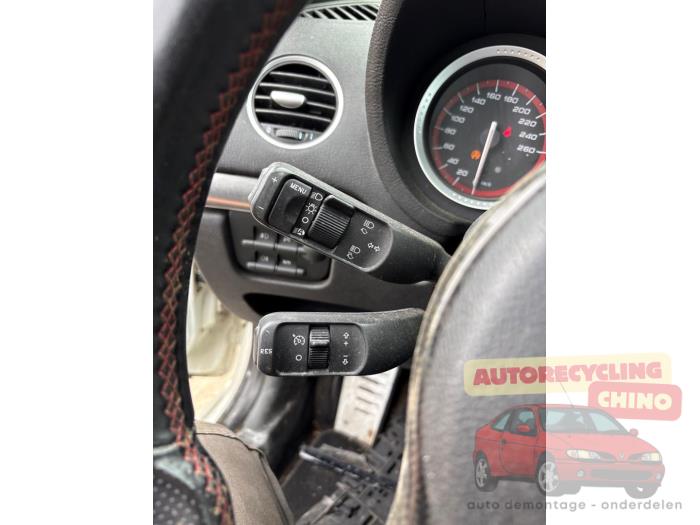 Alfa Romeo 159 Sportwagon 1.8 TBi 16V Samochód złomowany (2012, Bialy)