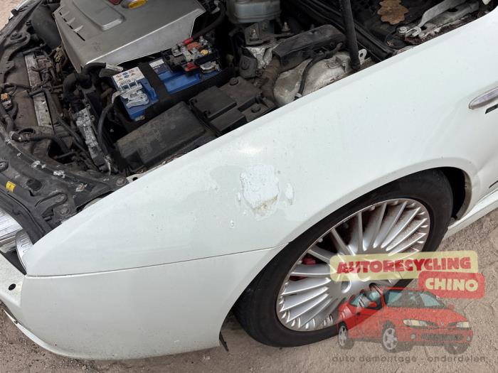 Alfa Romeo 159 Sportwagon 1.8 TBi 16V Samochód złomowany (2012, Bialy)