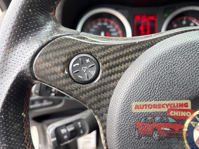 Alfa Romeo 159 Sportwagon 1.8 TBi 16V Samochód złomowany (2012, Bialy)