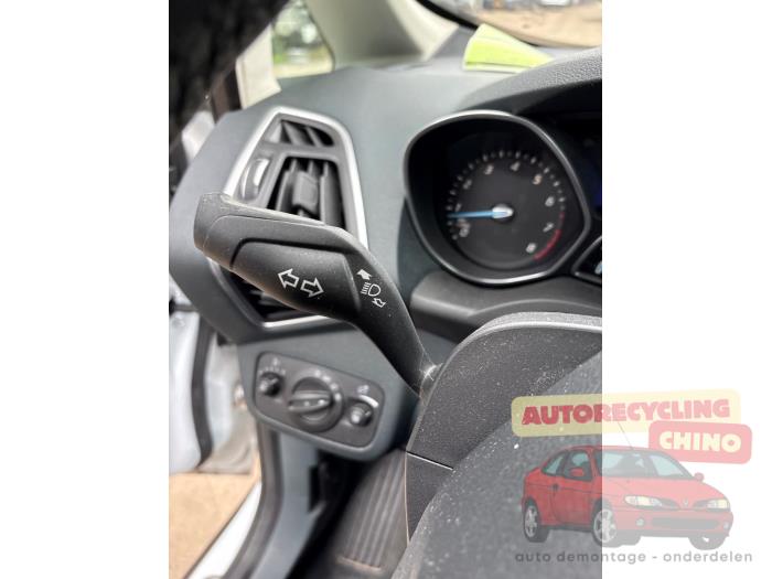 Ford C-Max 1.0 Ti-VCT EcoBoost 12V 125 Épave (2014, Blanc)