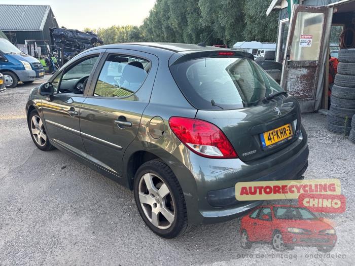 Peugeot 207/207+ 1.6 16V VTRi Vehículo de desguace (2009, Gris)
