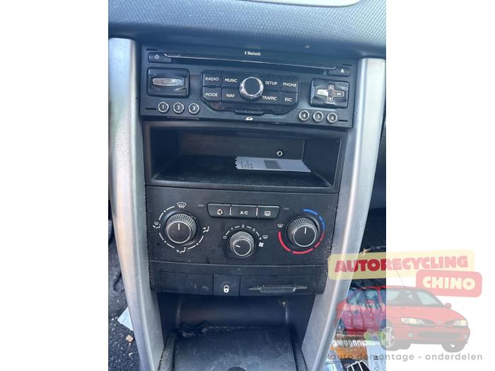 Peugeot 207/207+ 1.6 16V VTRi Vehículo de desguace (2009, Gris)