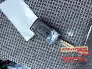 Peugeot 207/207+ 1.6 16V VTRi Vehículo de desguace (2009, Gris)