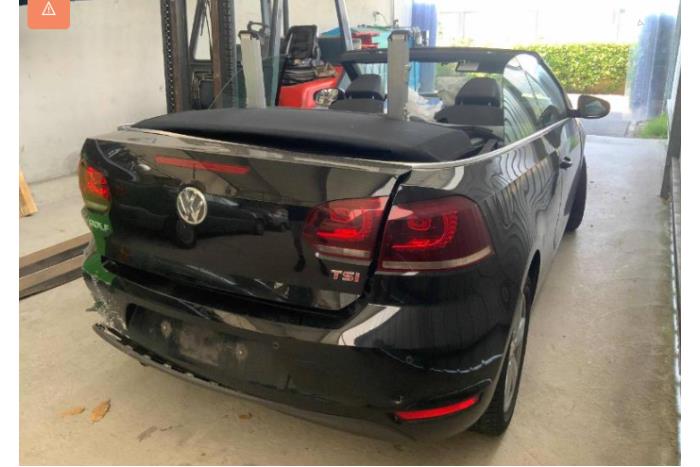 Volkswagen Golf VI Cabrio 1.4 TSI 160 16V Épave (2013, Noir)