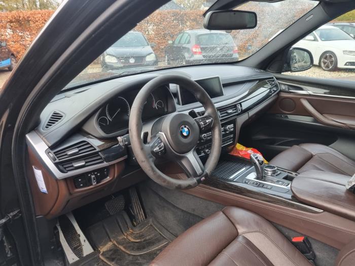 BMW X5 xDrive 40d 3.0 24V Samochód złomowany (2014, Czarny)