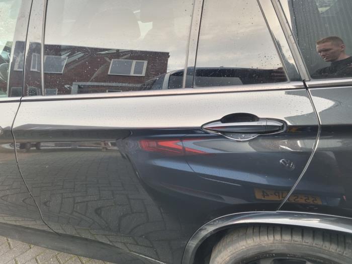 BMW X5 xDrive 40d 3.0 24V Samochód złomowany (2014, Czarny)