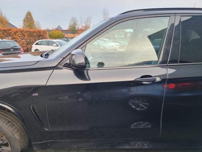 BMW X5 xDrive 40d 3.0 24V Samochód złomowany (2014, Czarny)