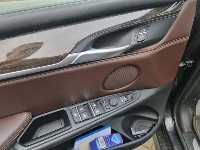 BMW X5 xDrive 40d 3.0 24V Samochód złomowany (2014, Czarny)