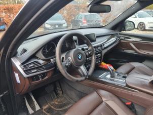 BMW X5 xDrive 40d 3.0 24V Samochód złomowany (2014, Czarny)