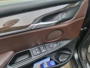 BMW X5 xDrive 40d 3.0 24V Samochód złomowany (2014, Czarny)