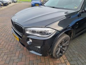 BMW X5 xDrive 40d 3.0 24V Samochód złomowany (2014, Czarny)