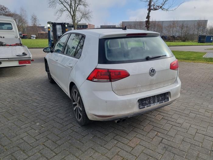 Volkswagen Golf VII 1.4 TSI 16V Vehículo de desguace (2015, Blanco)