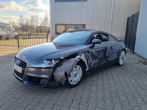 Audi TT 1.8 TFSI 16V Schrottauto (2011, Grau)
