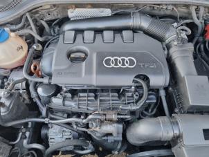 Audi TT 1.8 TFSI 16V Schrottauto (2011, Grau)