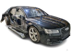 Audi A8 4.2 TDI V8 32V Quattro Épave (2011, Noir)