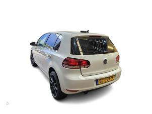 Volkswagen Golf VI 1.4 TSI 122 16V Samochód złomowany (2009, Bialy)