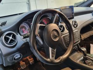 Mercedes CLA 1.5 CLA-180 CDI, 180 d 16V Épave (2015, Noir)