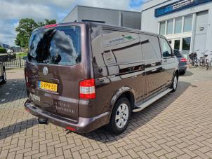 Volkswagen Transporter T5 2.0 TDI DRF Épave (2011, Brun)