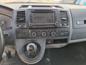 Volkswagen Transporter T5 2.0 TDI DRF Épave (2011, Brun)