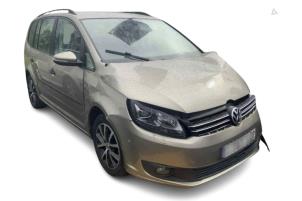 Volkswagen Touran 1.4 16V TSI 140 Vehículo de desguace (2014, Marrón)
